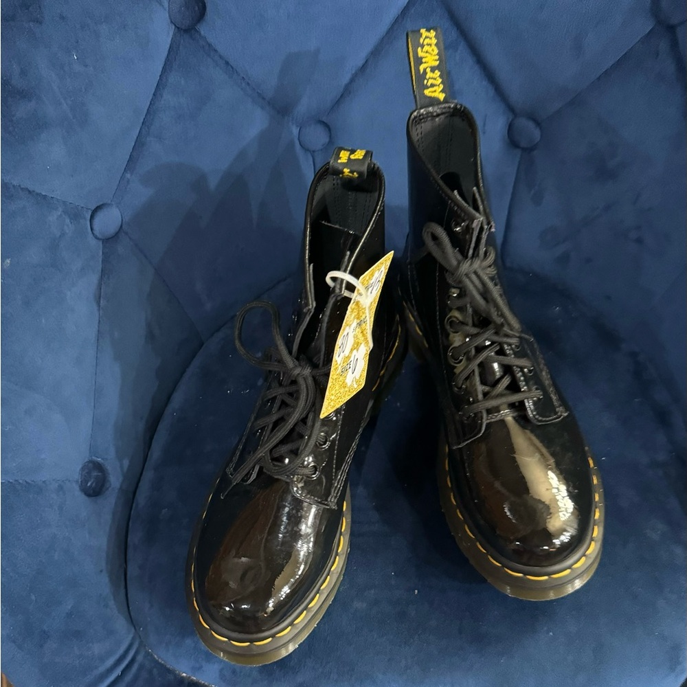 Dr Martins - image 8